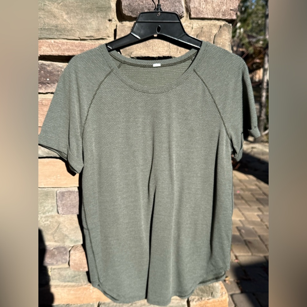 Green Short Sleeve T-Shirt